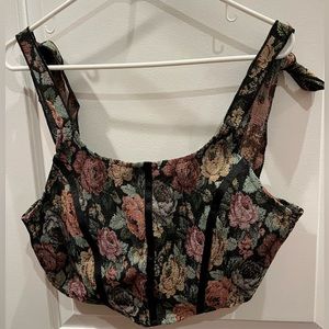 Never worn, brand new ladies crop top